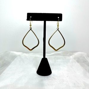 ✨Pretty HANDCRAFTED Earrings✨